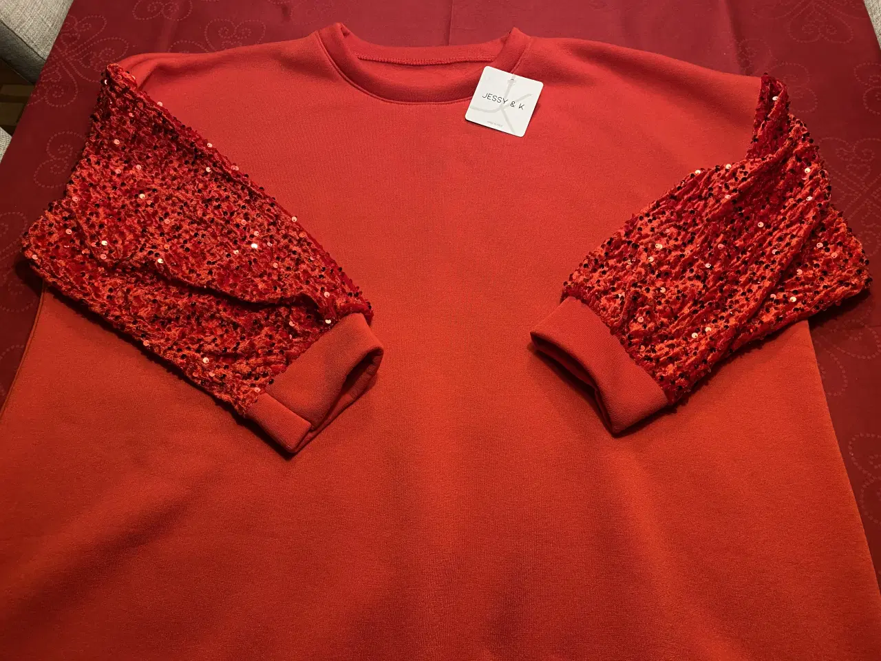 Billede 2 - Julebluse med palietter str. one size