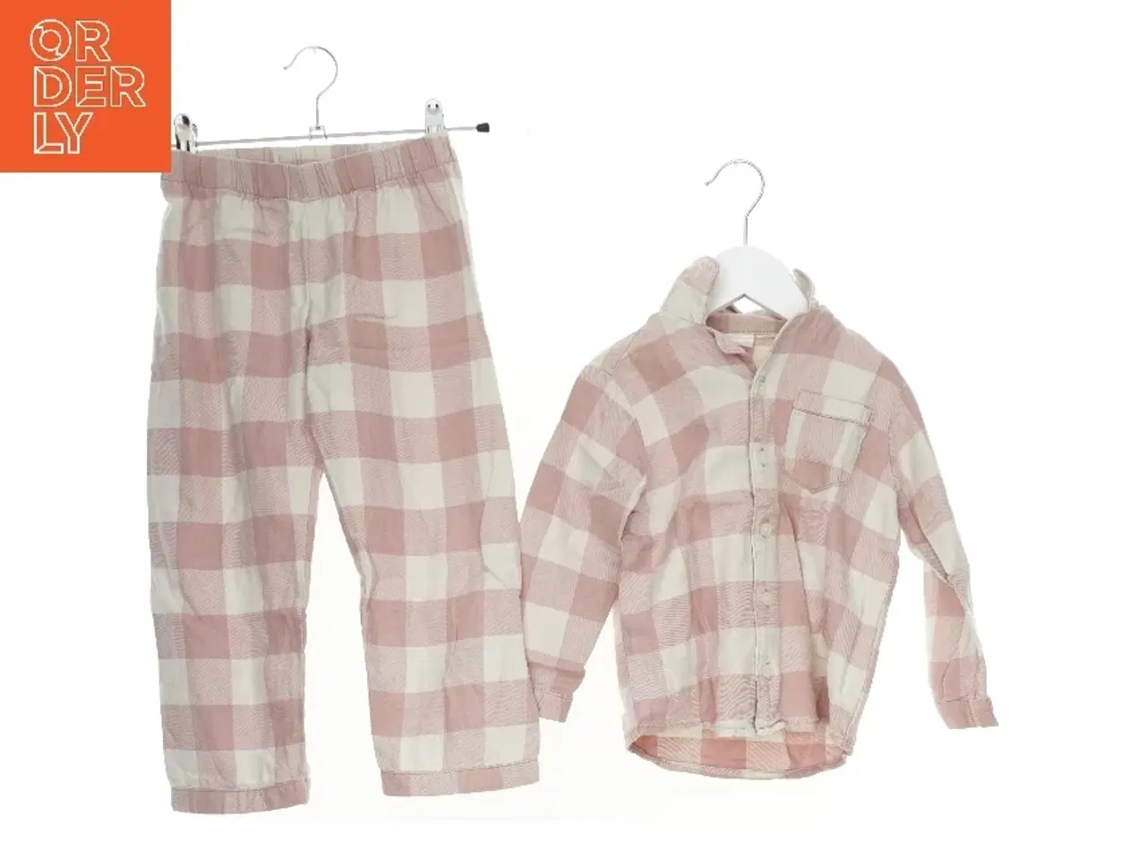 Billede 1 - Flonel pyjamas (str. 104 cm)