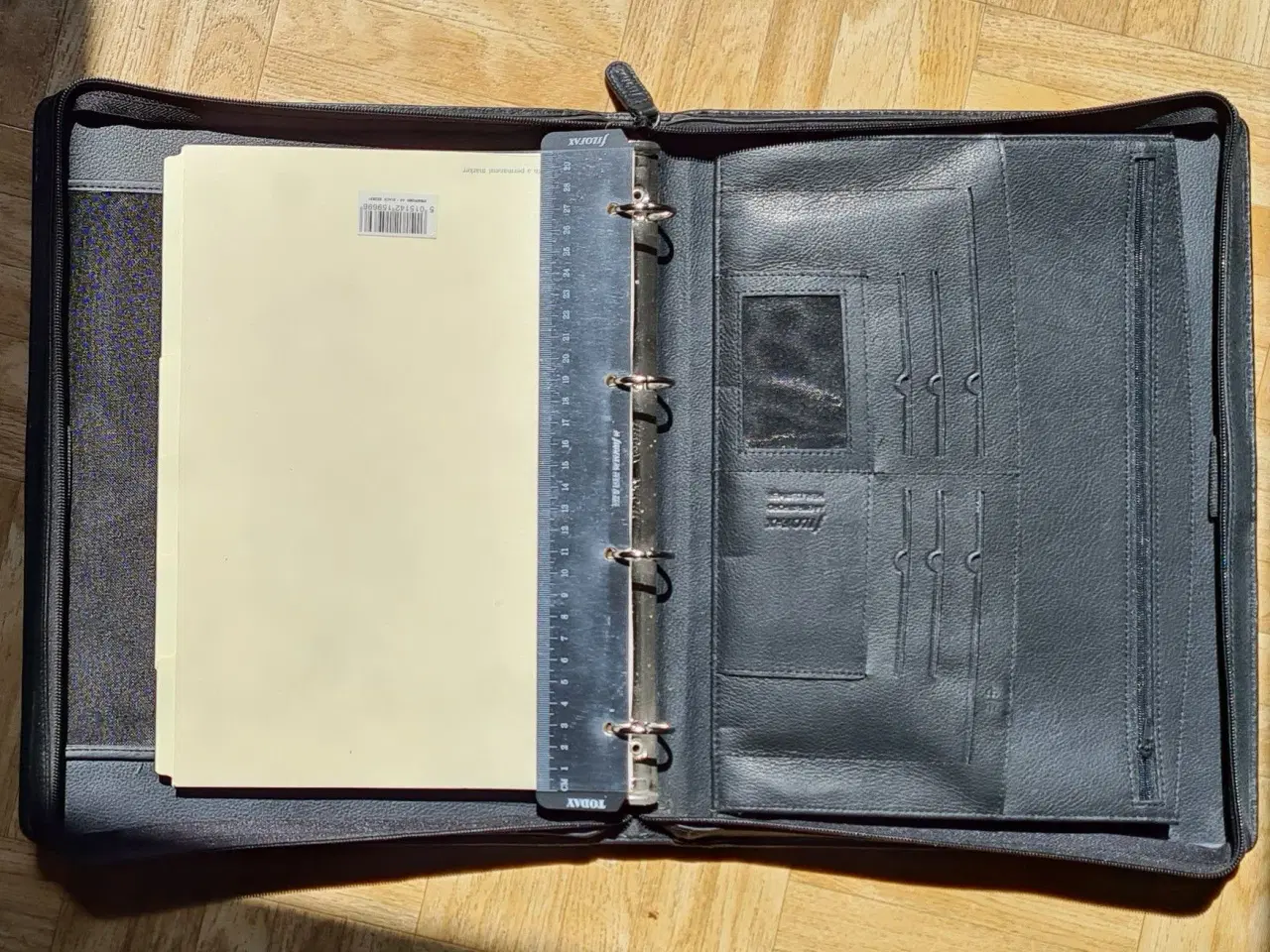 Billede 2 - Filofax kalendertaske i læder