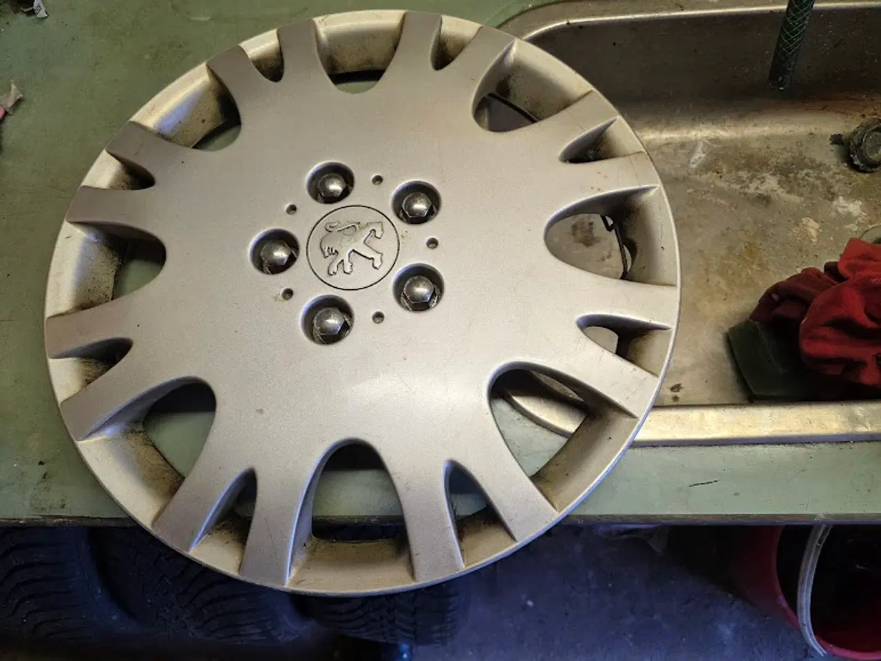 Billede 4 - Vinter Dæk 215/60 R16 dæk på fælge 5X108