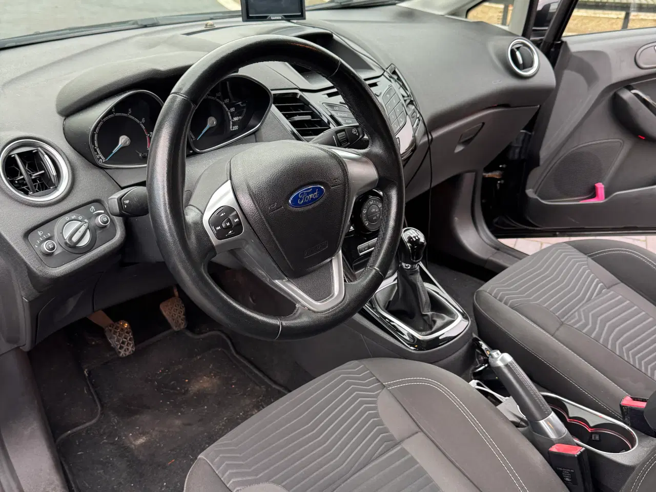 Billede 6 - Ford Fiesta | Velholdt 2013 Hatchback