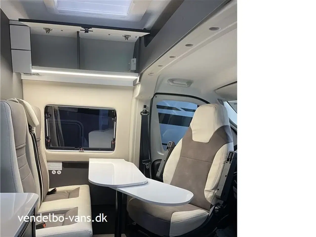 Billede 7 - 2026 - McLouis Menfys Van 1 KUN 541 cm lang - 205 cm bred og 265 cm høj