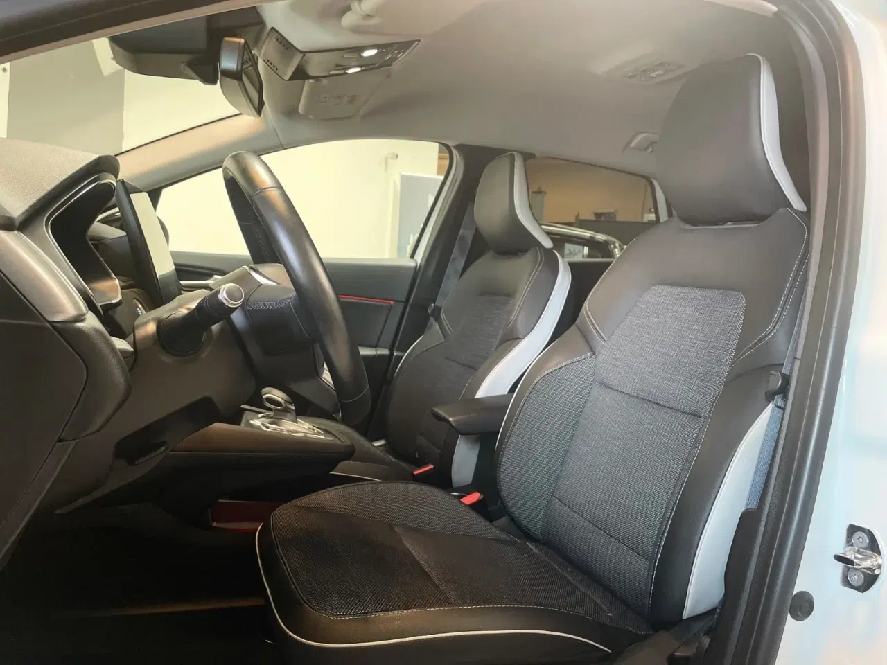 Billede 10 - Renault Captur 1,6 E-Tech Intens