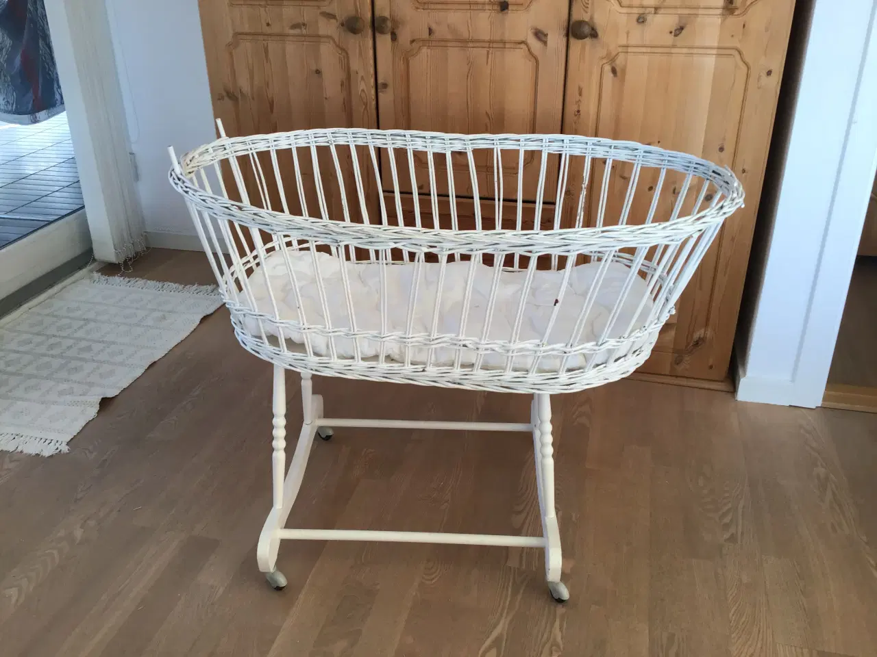 Billede 1 - Baby kurvevugge