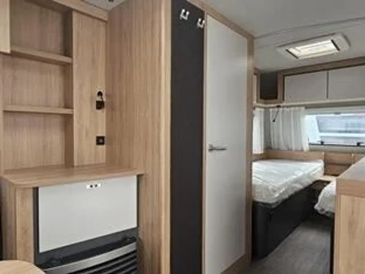 Billede 9 - Knaus Sport 460 EU - SOMMERTILBUD - Mover Kr: 1.- Spar 18.698