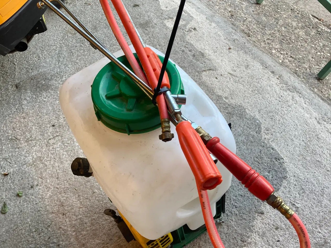 Billede 2 - Motor ryg sprøjte