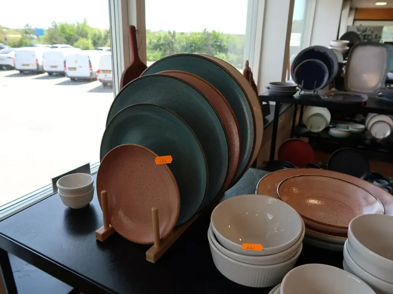 Billede 5 - 50 stk. tallerkner/fade/krus CHURCHILL