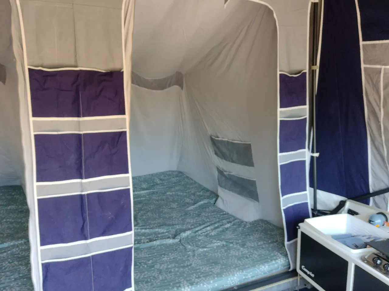 Billede 18 - Vi har fyldt lageret med campleter.