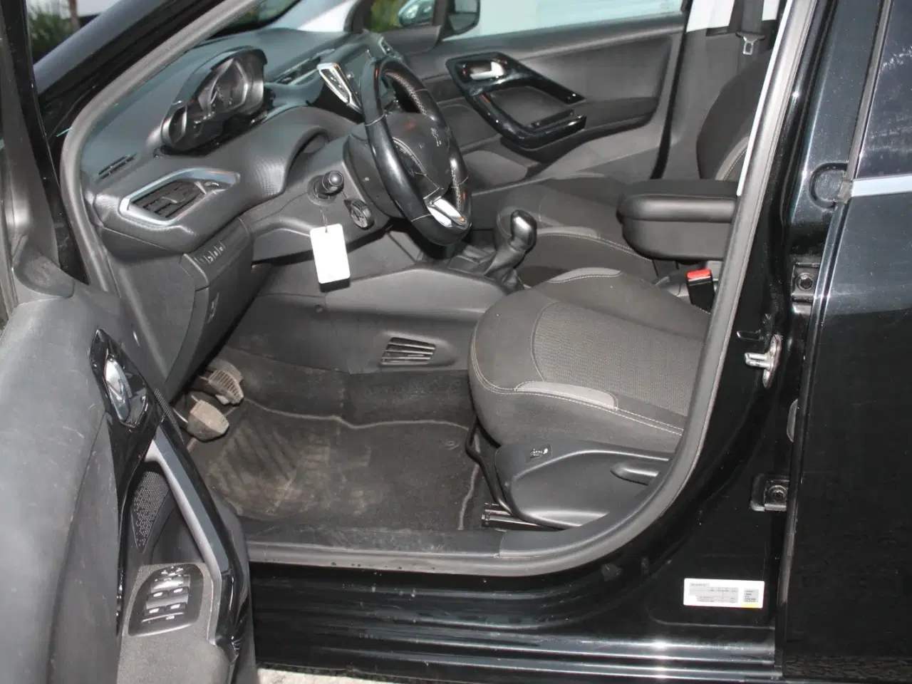 Billede 6 - Peugeot 208 1,6 BlueHDi 100 Allure