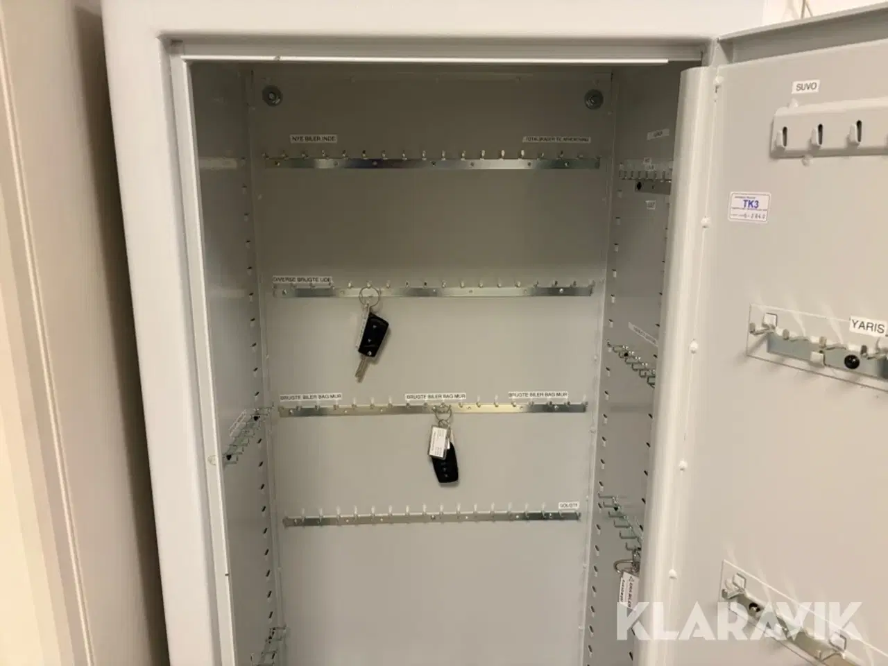 Billede 12 - Nøgleskab