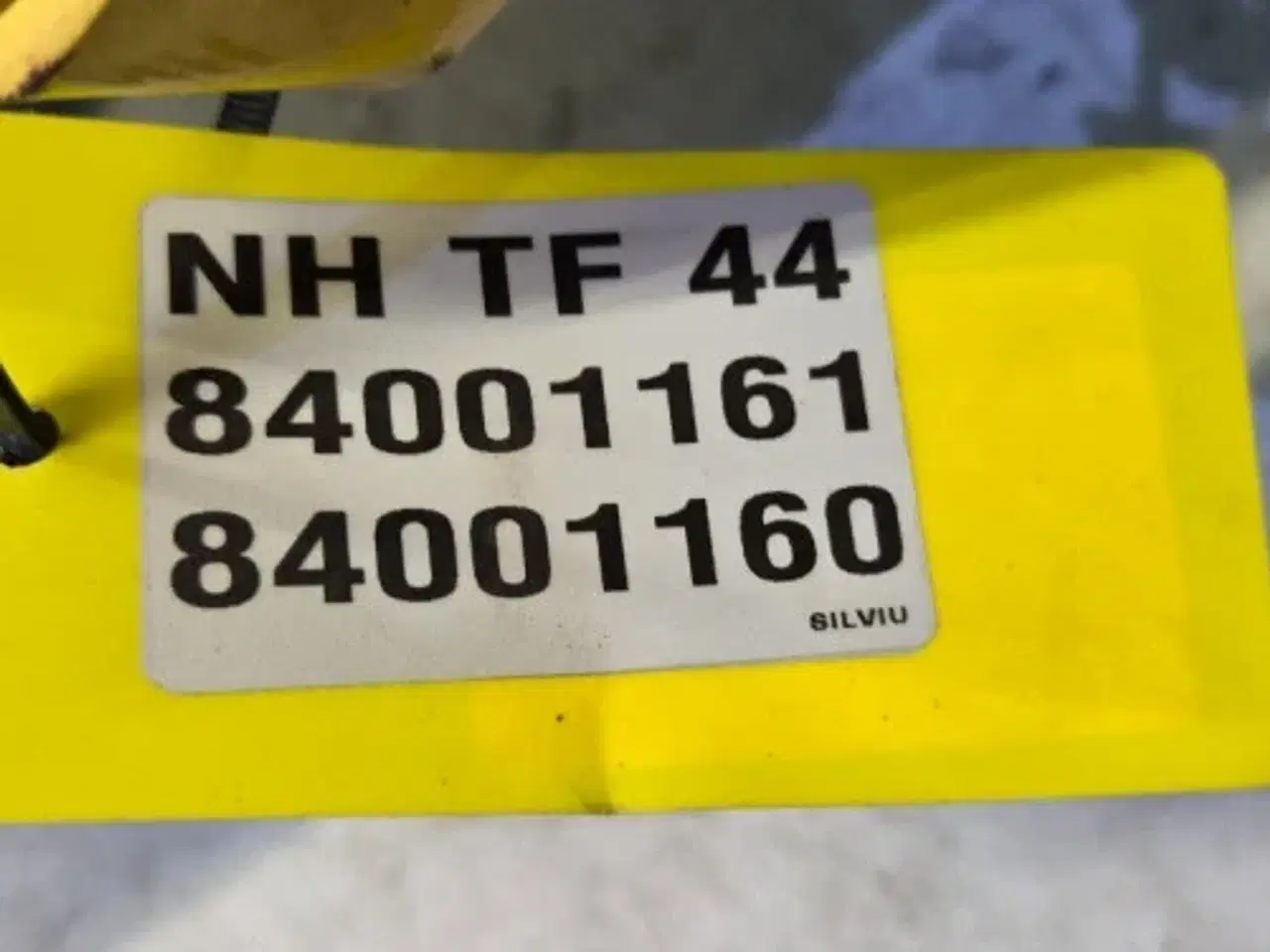 Billede 2 - New Holland TF44 Plade 84001161