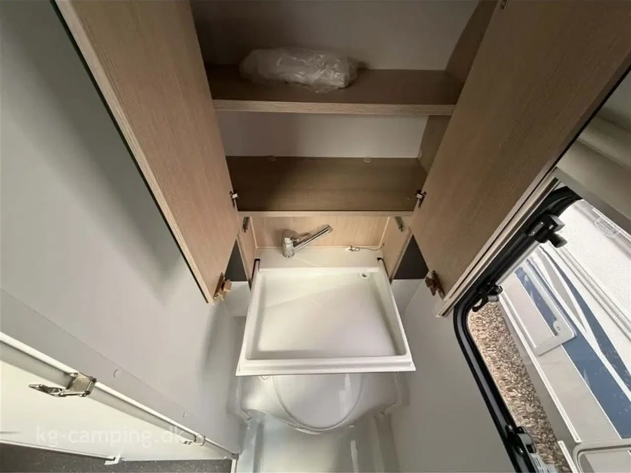 Billede 10 - 2021 - Adria Action 391 LH   Enkeltsenge - Fortelt - Mover - Cykelstativ.