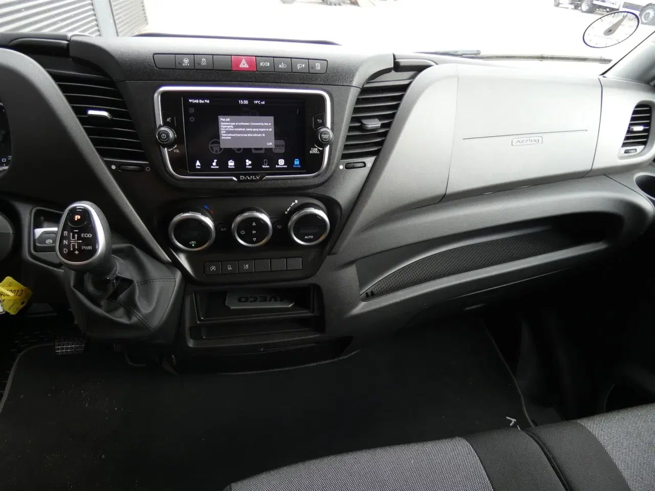 Billede 9 - Iveco Daily 35S16 2,3 D Alu.kasse m./lift Hi-Matic 156HK Van Aut.