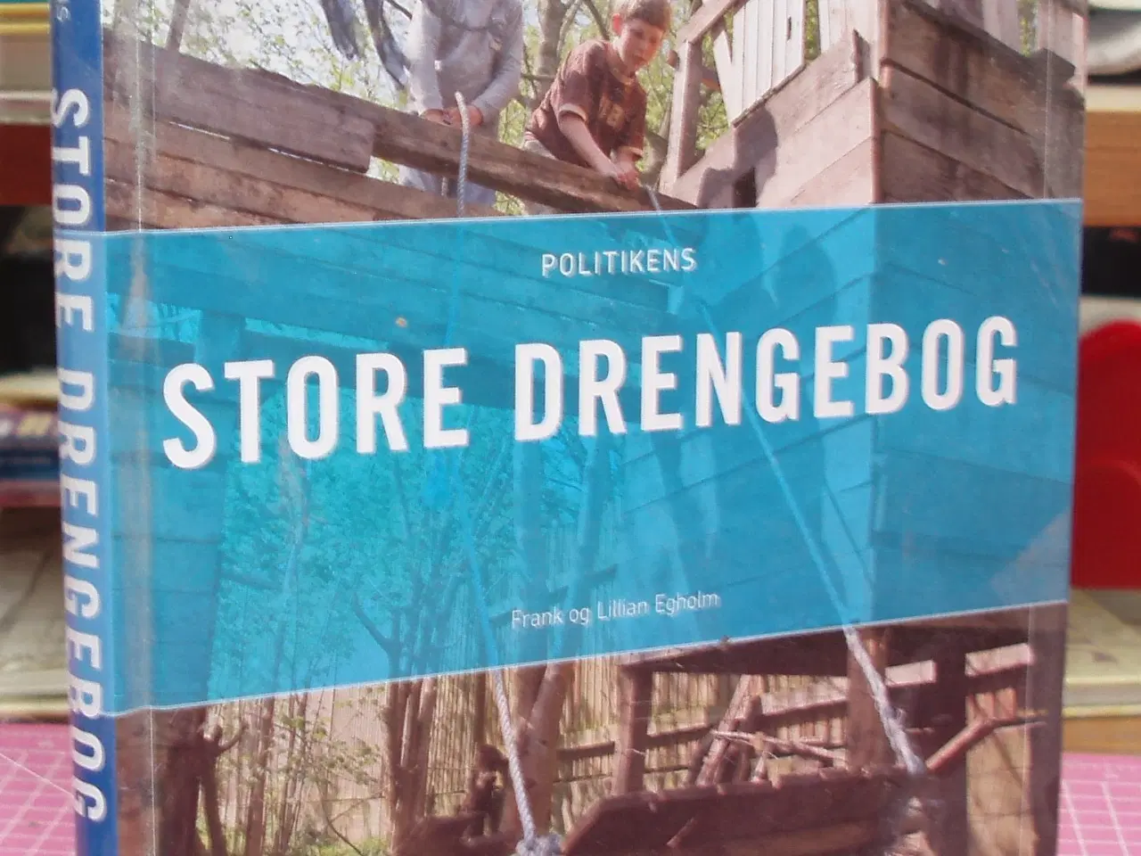 Billede 1 - Politikens Store Drengebog