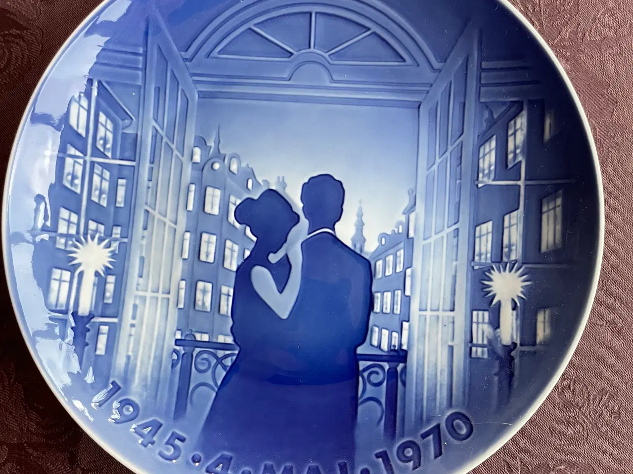 Billede 1 - Mindeplatte fra 1970