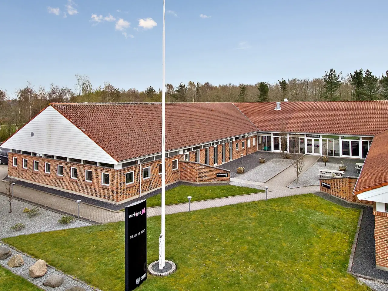 Billede 2 - Kontor. showroom. klinik m.m. - i alt ca. 147 kvm