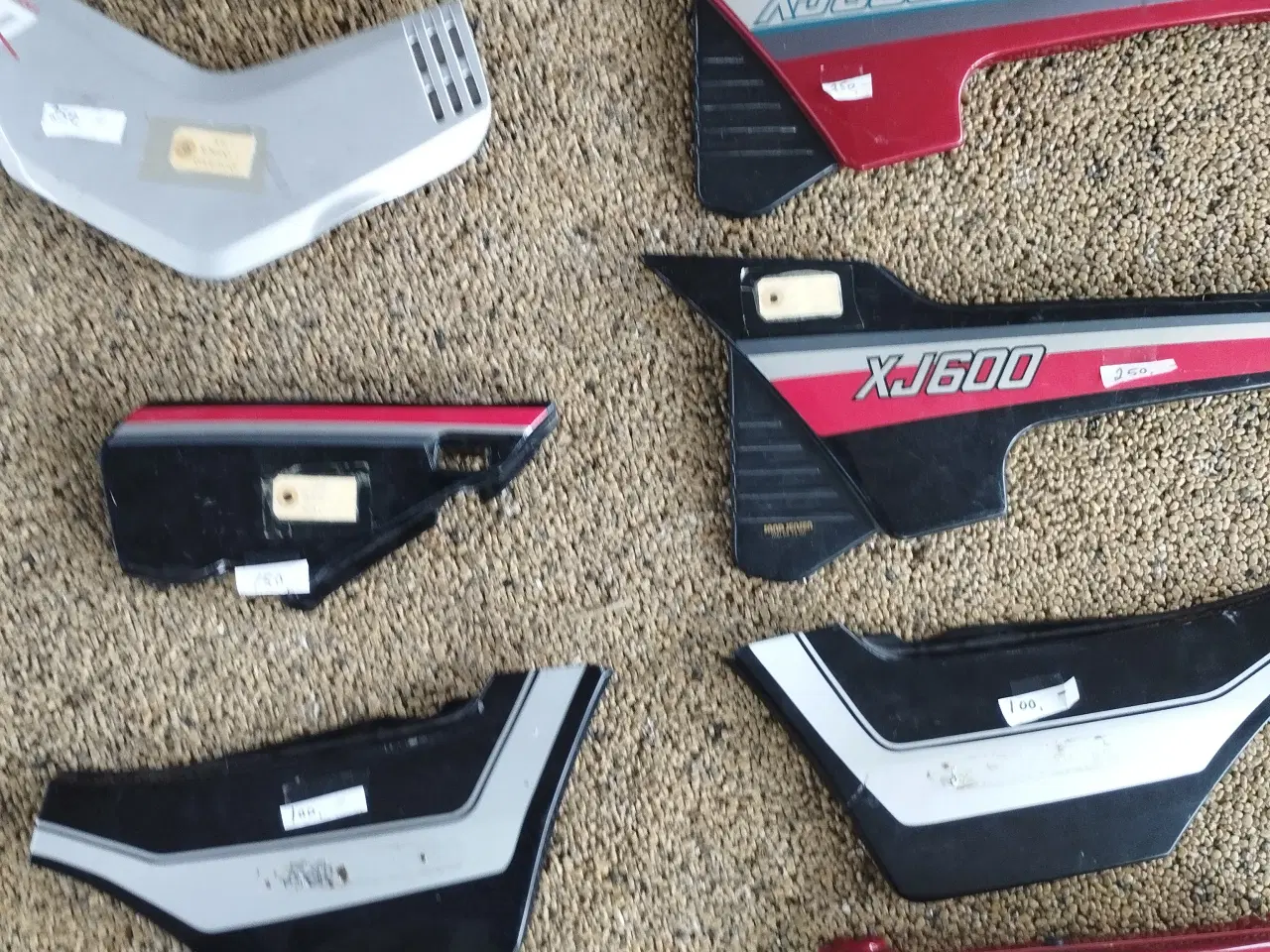 Billede 4 -  Forskellige side dæksler priser fra kr. 200,00 (%