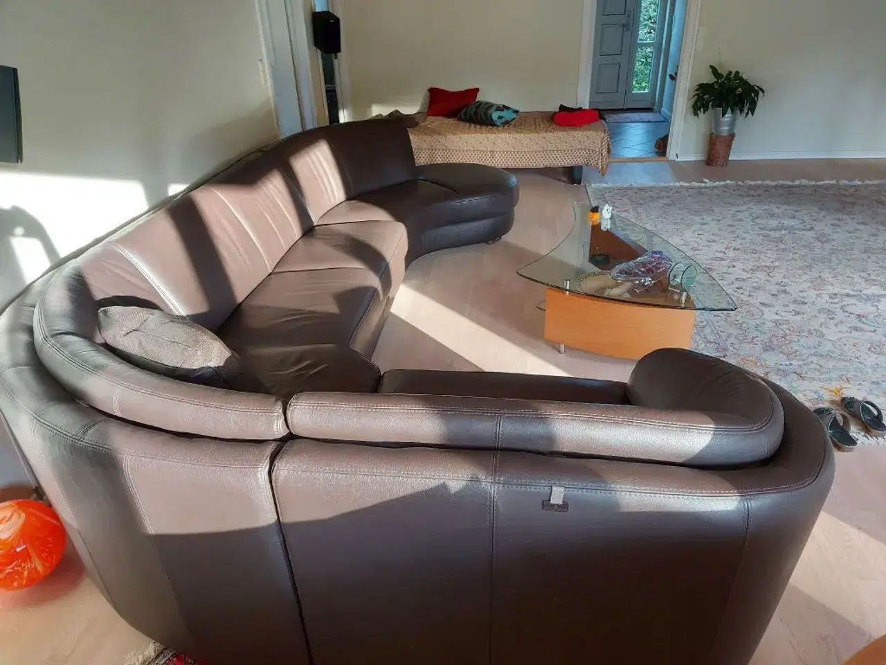 Billede 5 - Italiansk design sofa i leder