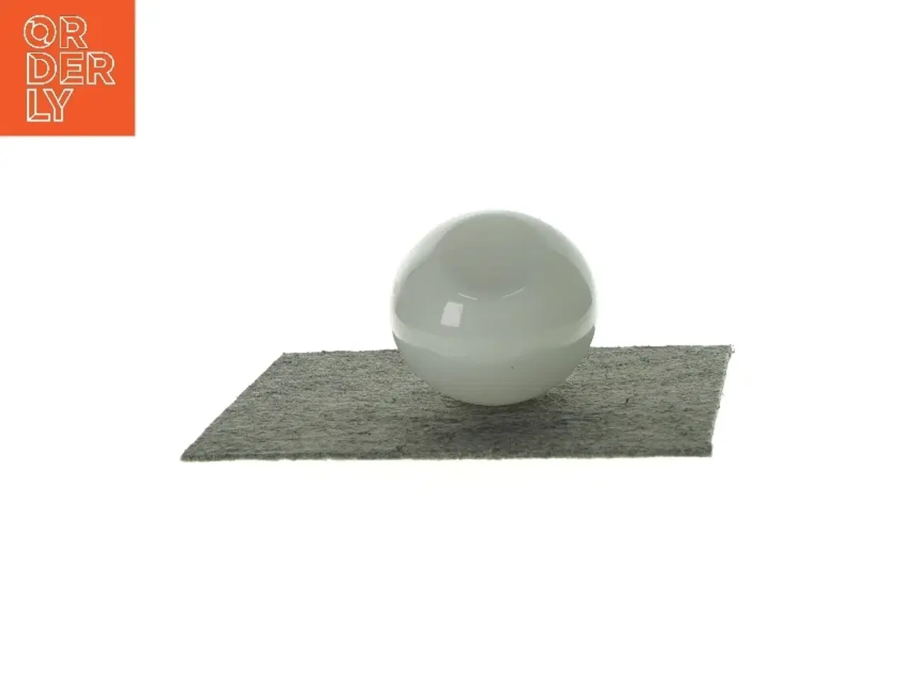 Billede 3 - Hvis glasvase fra Ukendt (str. HØ:10x10cm)