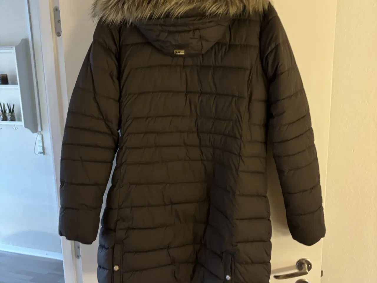 Billede 2 - Jakke med hætte