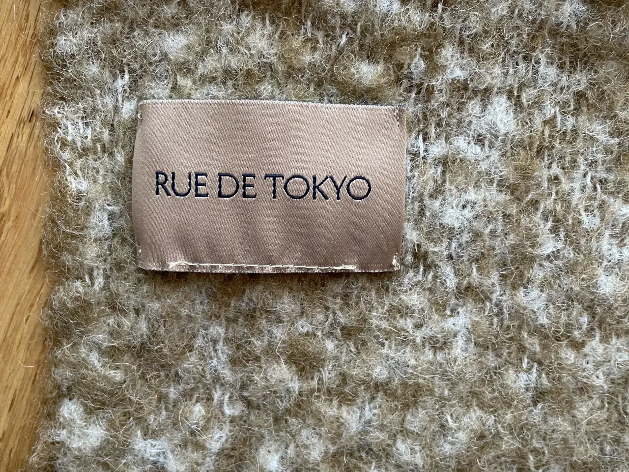 Billede 2 - Rue de Tokyo uldtørklæde