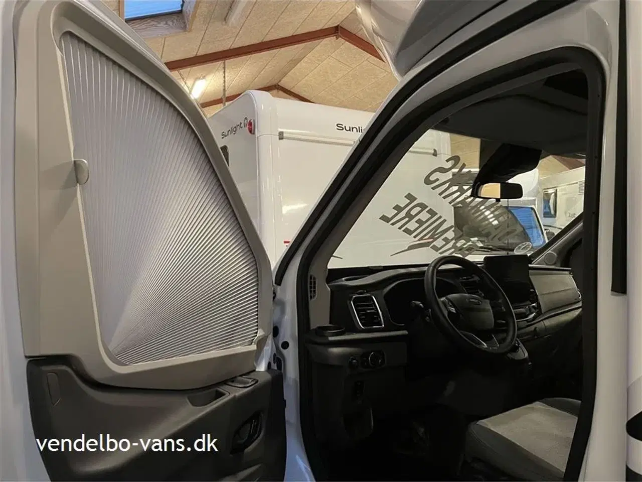 Billede 4 - 2025 - Rollerteam Zefiro 287 TL Enkeltsenge og stor garage - face to face siddegruppe