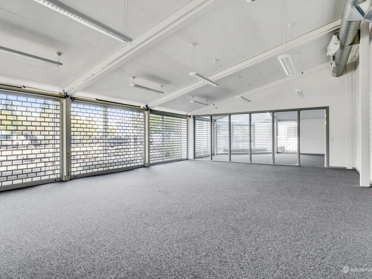 Billede 9 - Lyst og funktionelt kontorlokale tæt på offentlig transport og motorvej