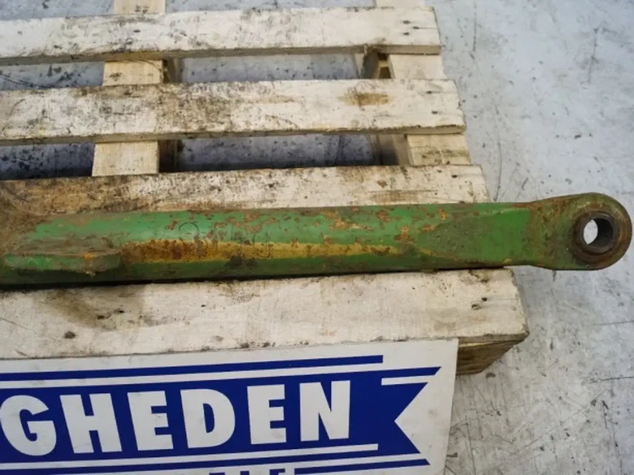 Billede 7 - John Deere 4040 R.H. Liftarm AR80666