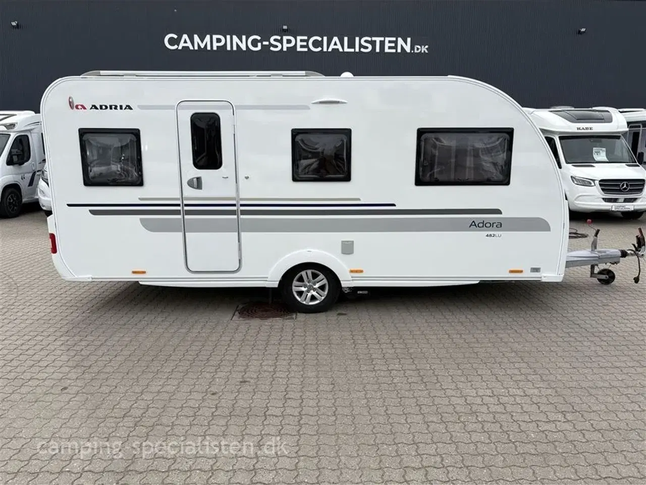 Billede 1 - 2016 - Adria Adora 482 LU   Adria Adora 482 LU 2016 - Se den nu hos Camping-Specialisten.dk