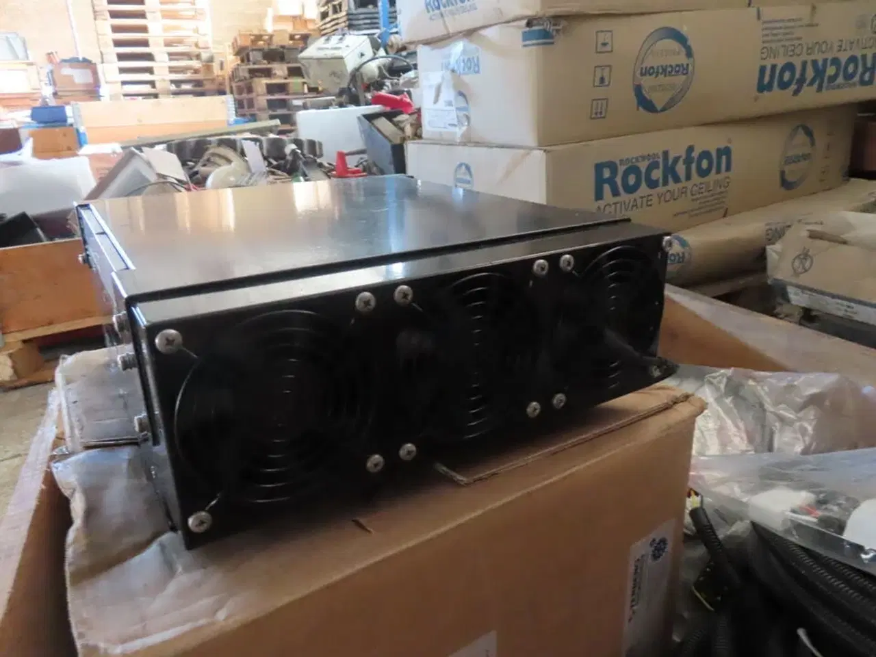 Billede 8 - Palle med diverse opladere, kabler mv.