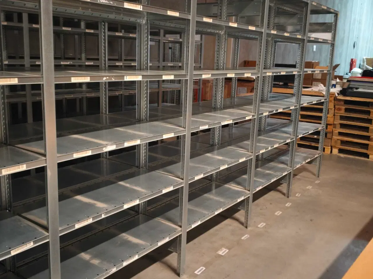 Billede 1 - Stålreoler til garage/ værksted/andet