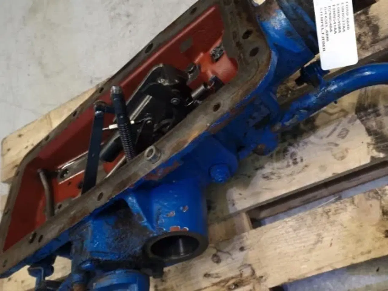 Billede 6 - Ford 6640 Dæksel Gearkasse E9NN537AA