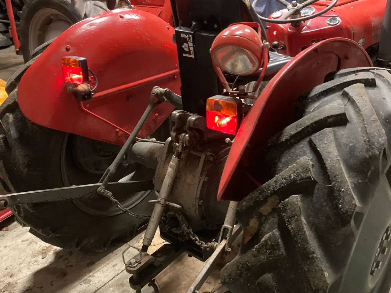 Billede 5 - Massey Ferguson Traktor 4 cylinderet benzin, 