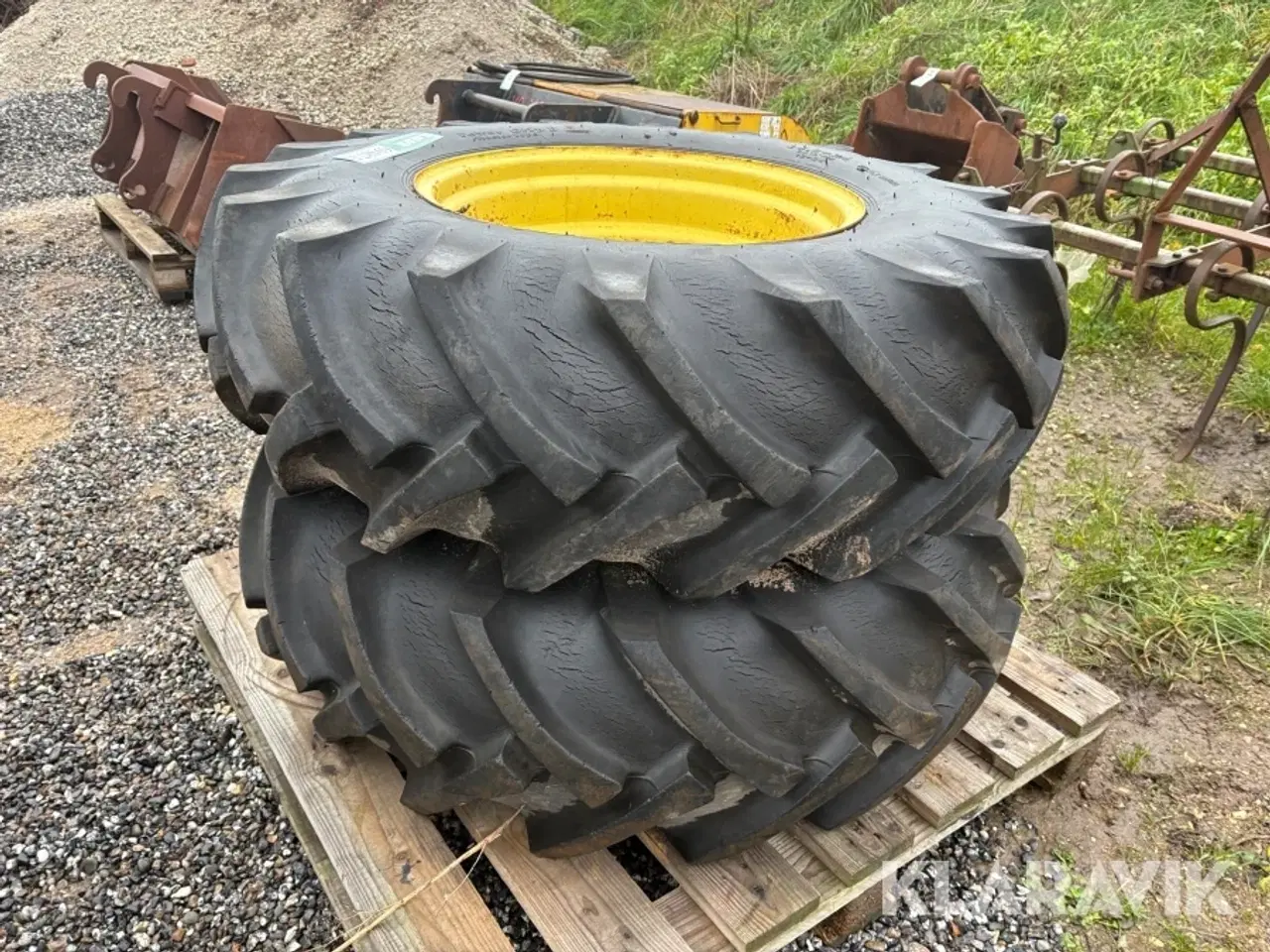 Billede 6 - Dæk B.F.Goodrich 14.9-24 2 styk