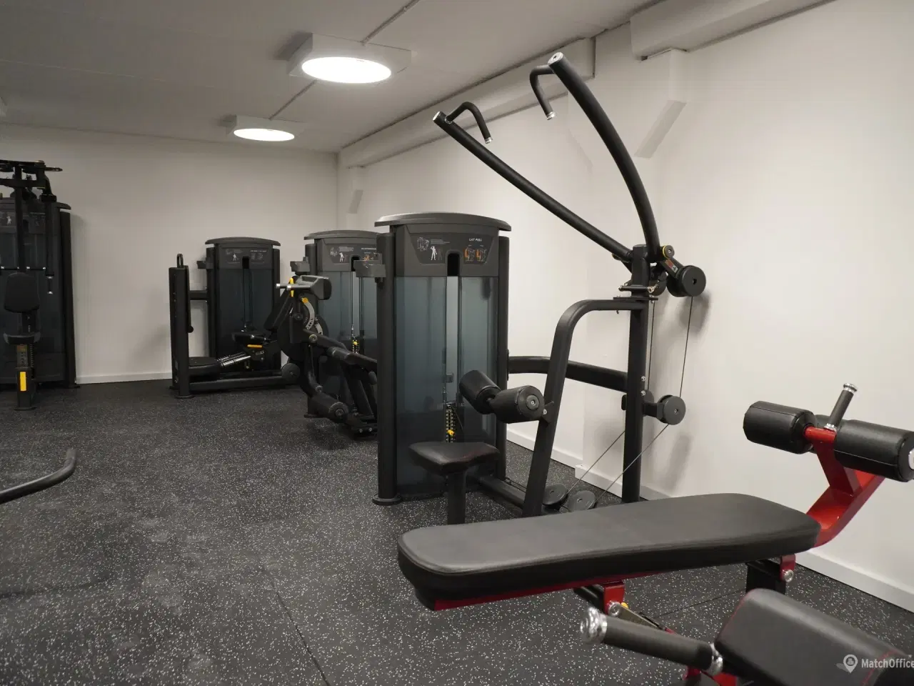 Billede 8 - Lager med central placering i Lyngby