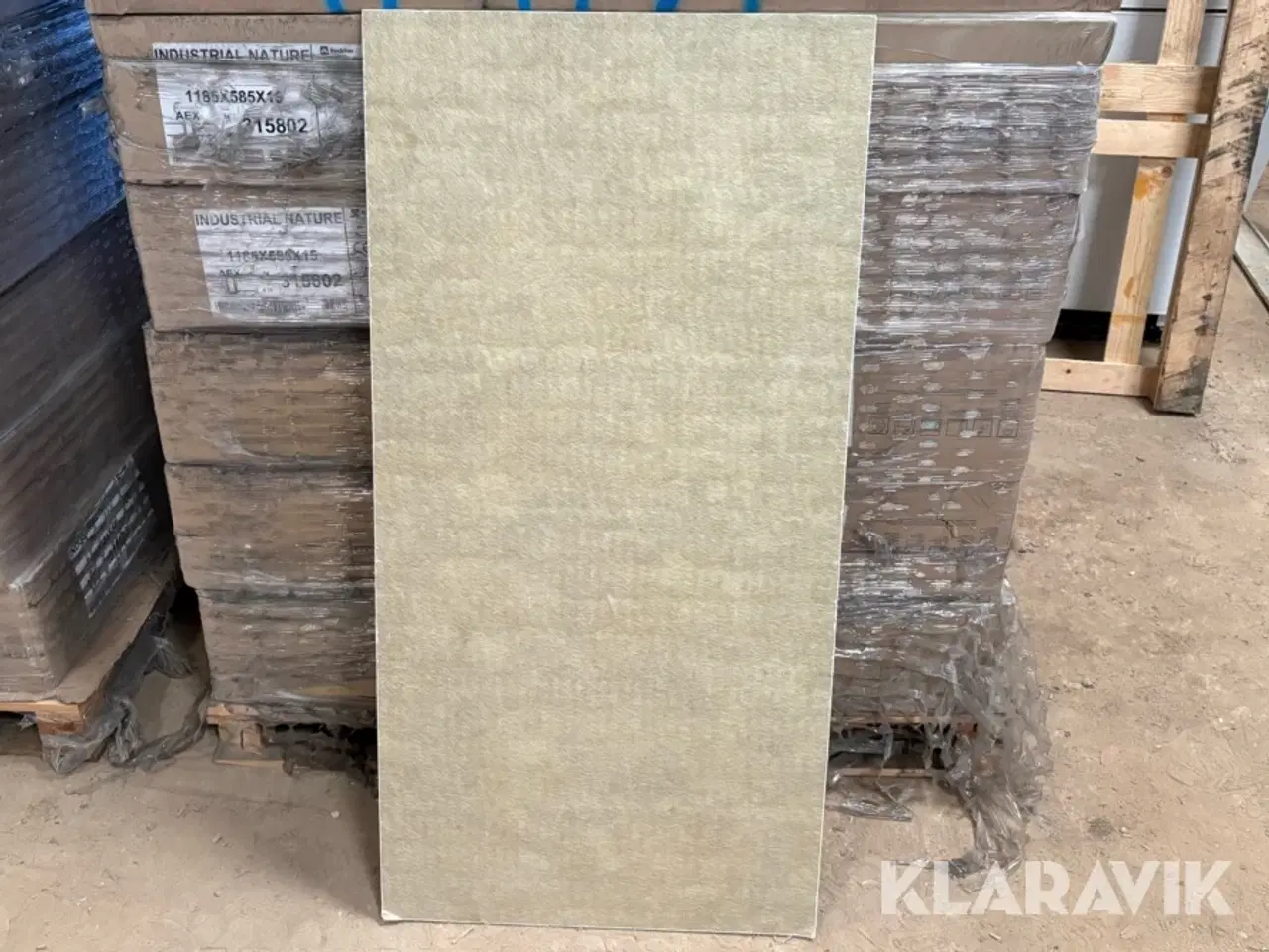Billede 9 - Akustik- og loftsplader Rockfon Industrial Nature stenuld 407,82 m2 3 paller (42 kasser)