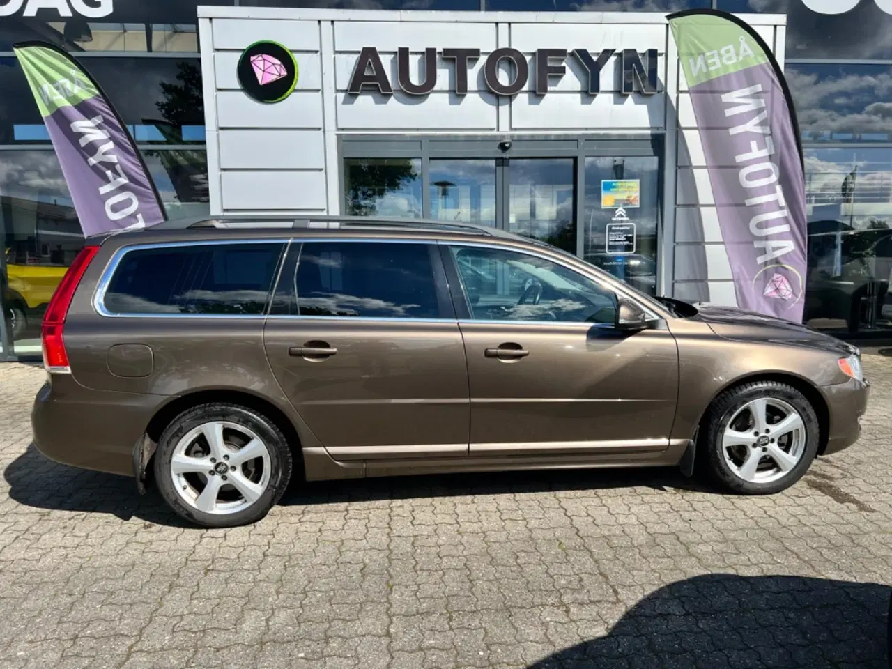 Billede 1 - Volvo V70 2,0 D3 136 Momentum