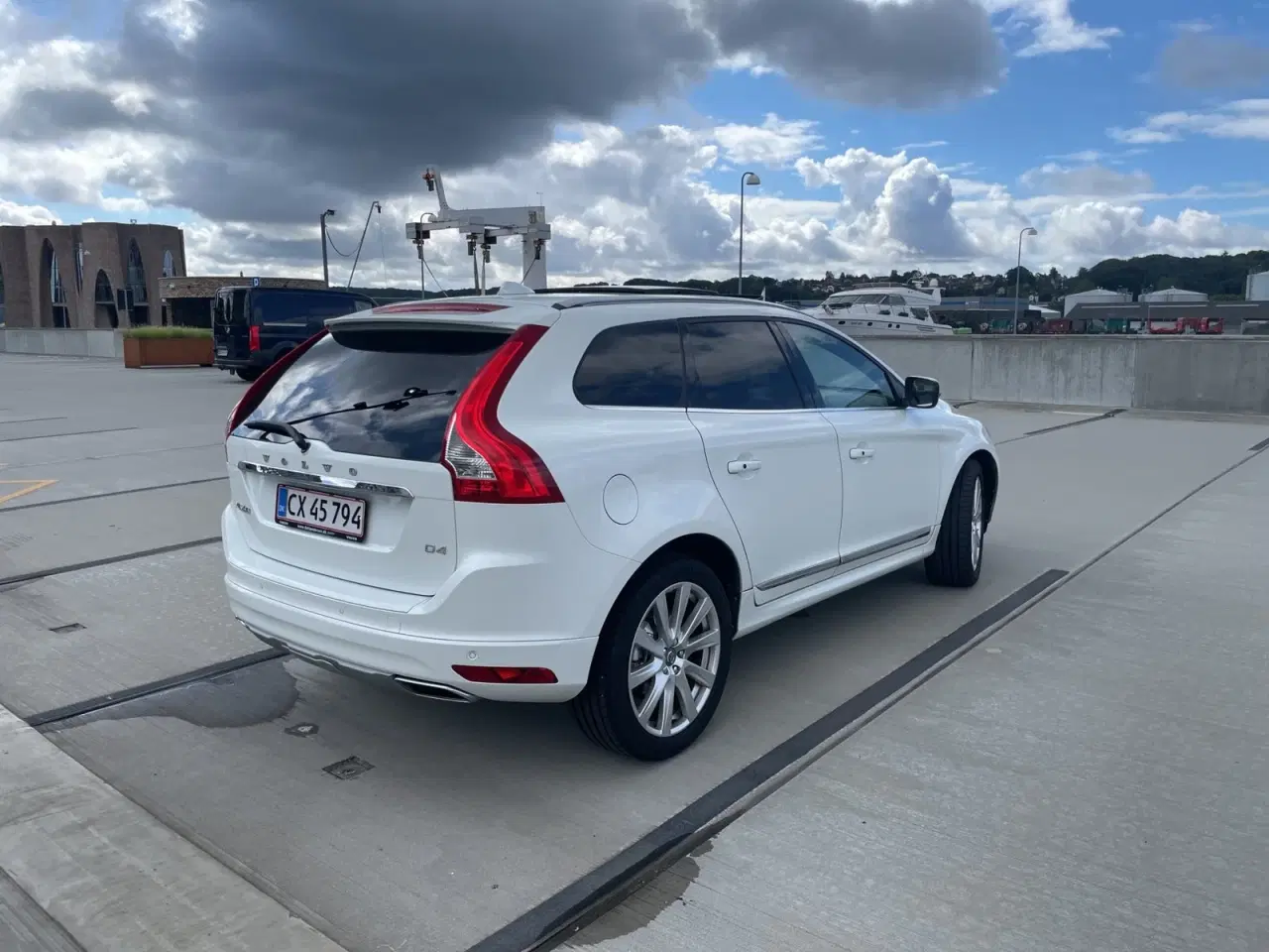 Billede 5 - Volvo XC60 2,0 D4 190 Momentum aut.