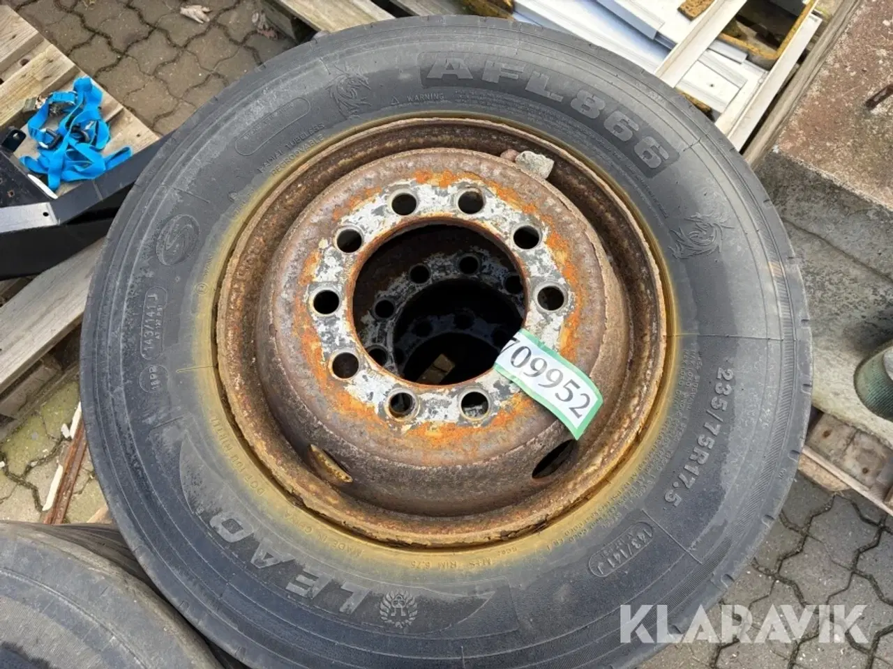 Billede 9 - Dæk med fælg 12 stk