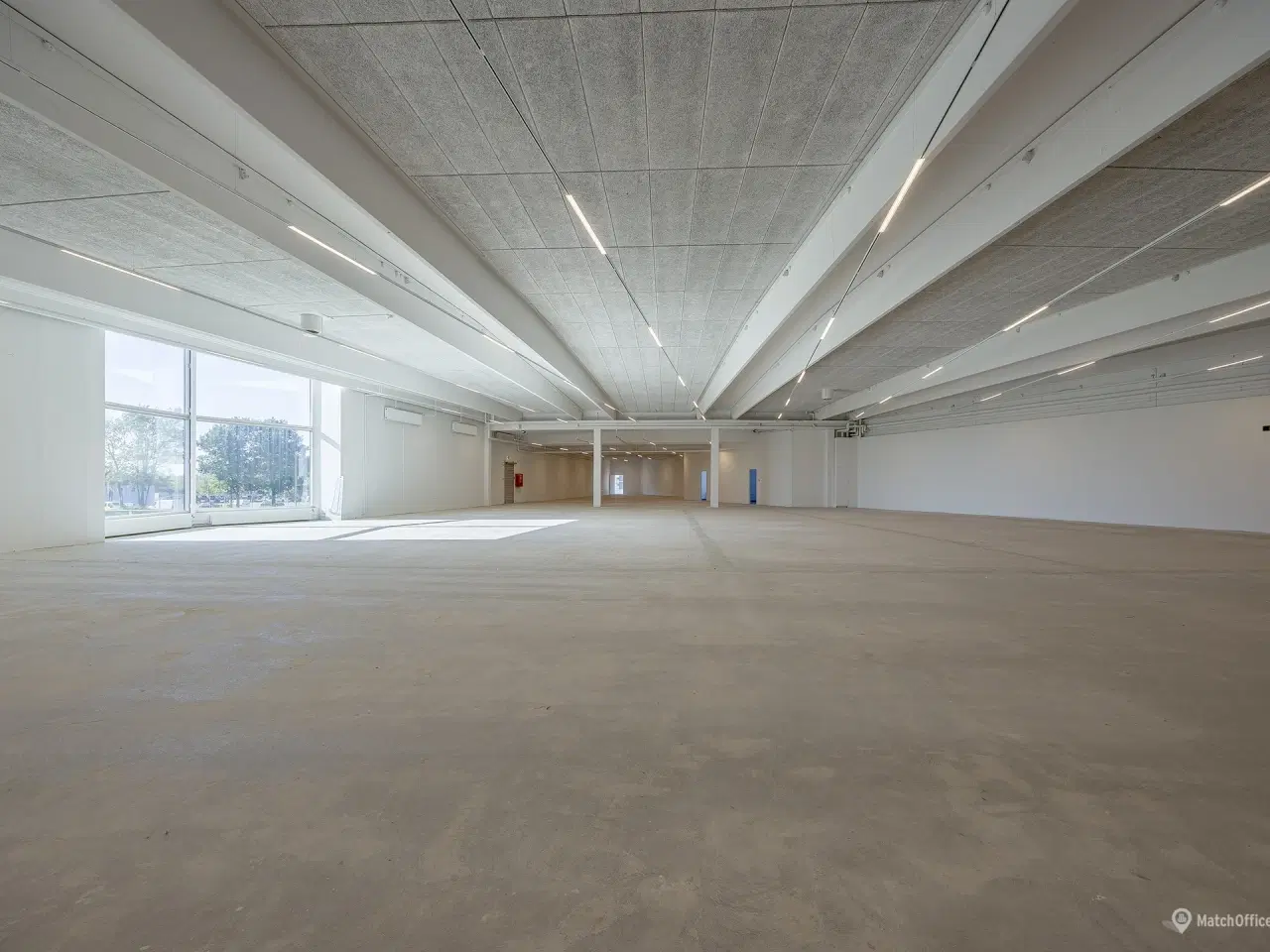 Billede 4 - Boksbutik til leje mellem Power og BR - Bedste synlighed fra Køgevej - Kom og se...