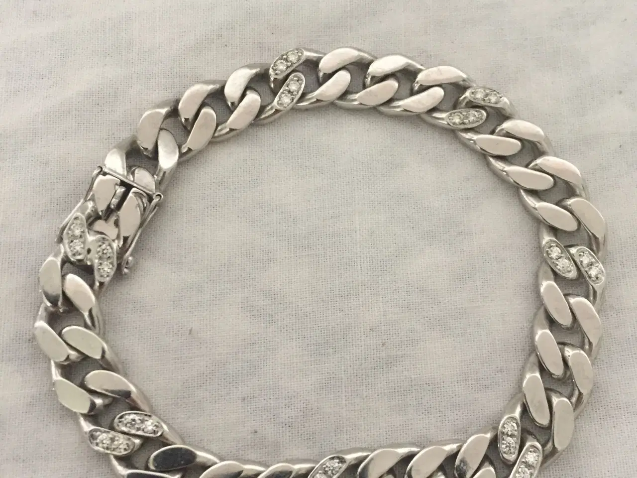 Billede 1 - 14K Hvidguld “Panser” Armbånd med 28 brillanter
