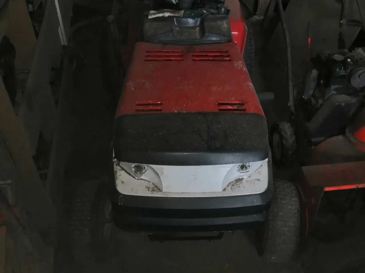 Billede 1 - Havetraktor med klippebord. 