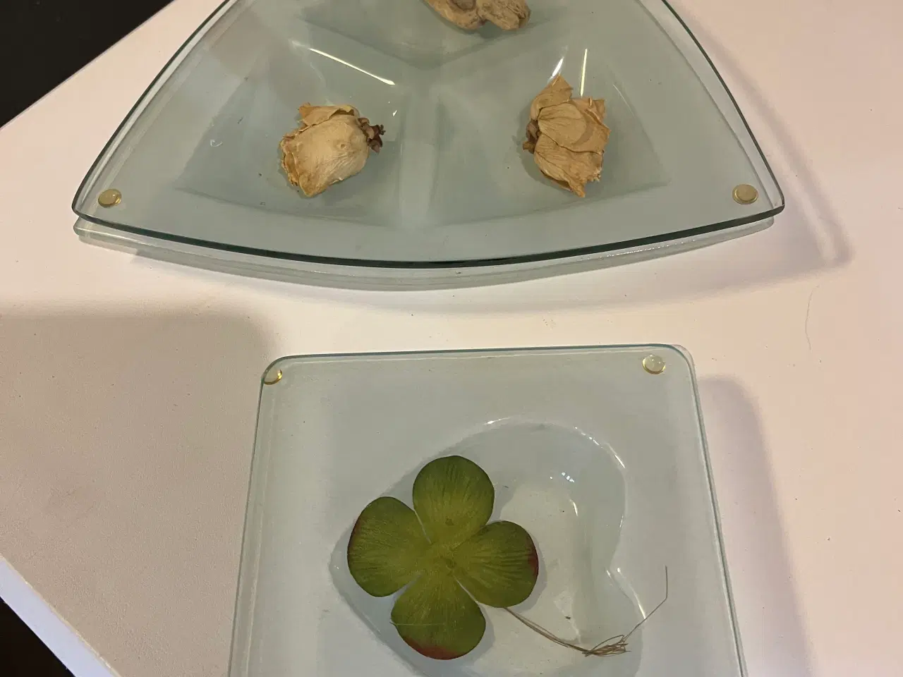 Billede 2 - Fint til og pynte på og derned i 