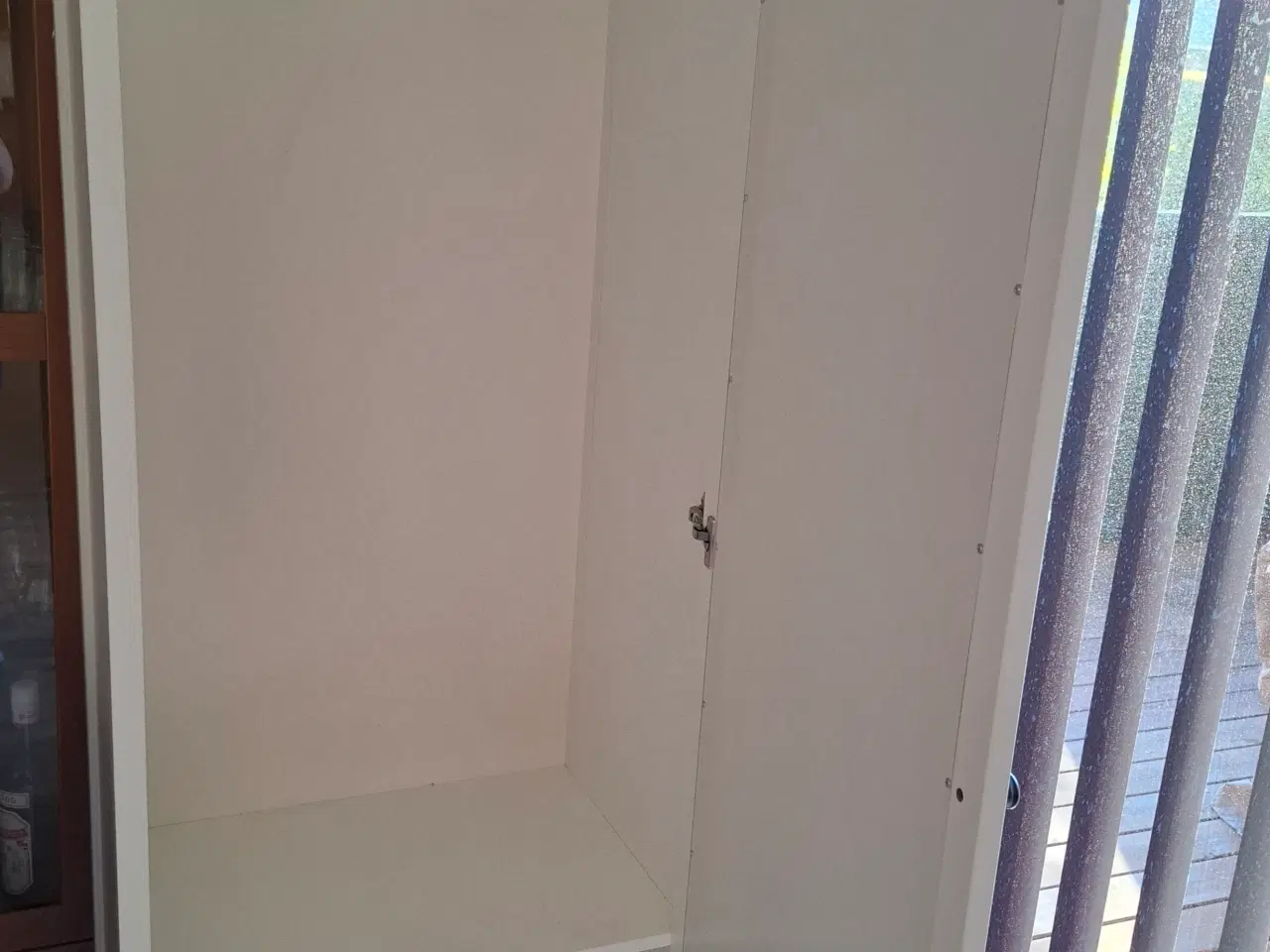 Billede 2 - Garderobe skab
