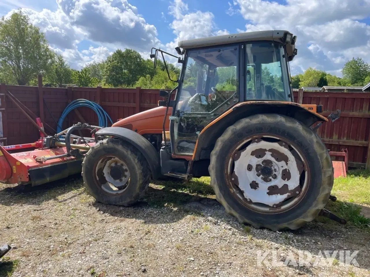 Billede 3 - Traktor MASSEY FERGUSON 4325 med KUHN Slagleklipper