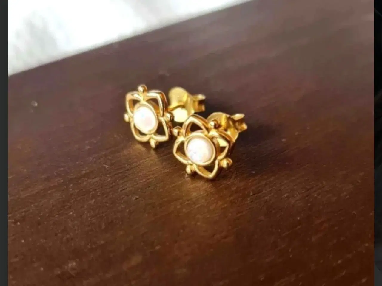 Billede 4 - Øreringe/ Ægte guld på 925 Sterlingsølv