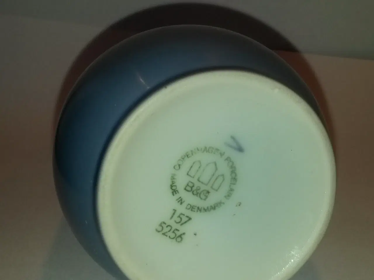 Billede 2 - Bing og Grøndal VASE MED LILJEKONVAL 5256