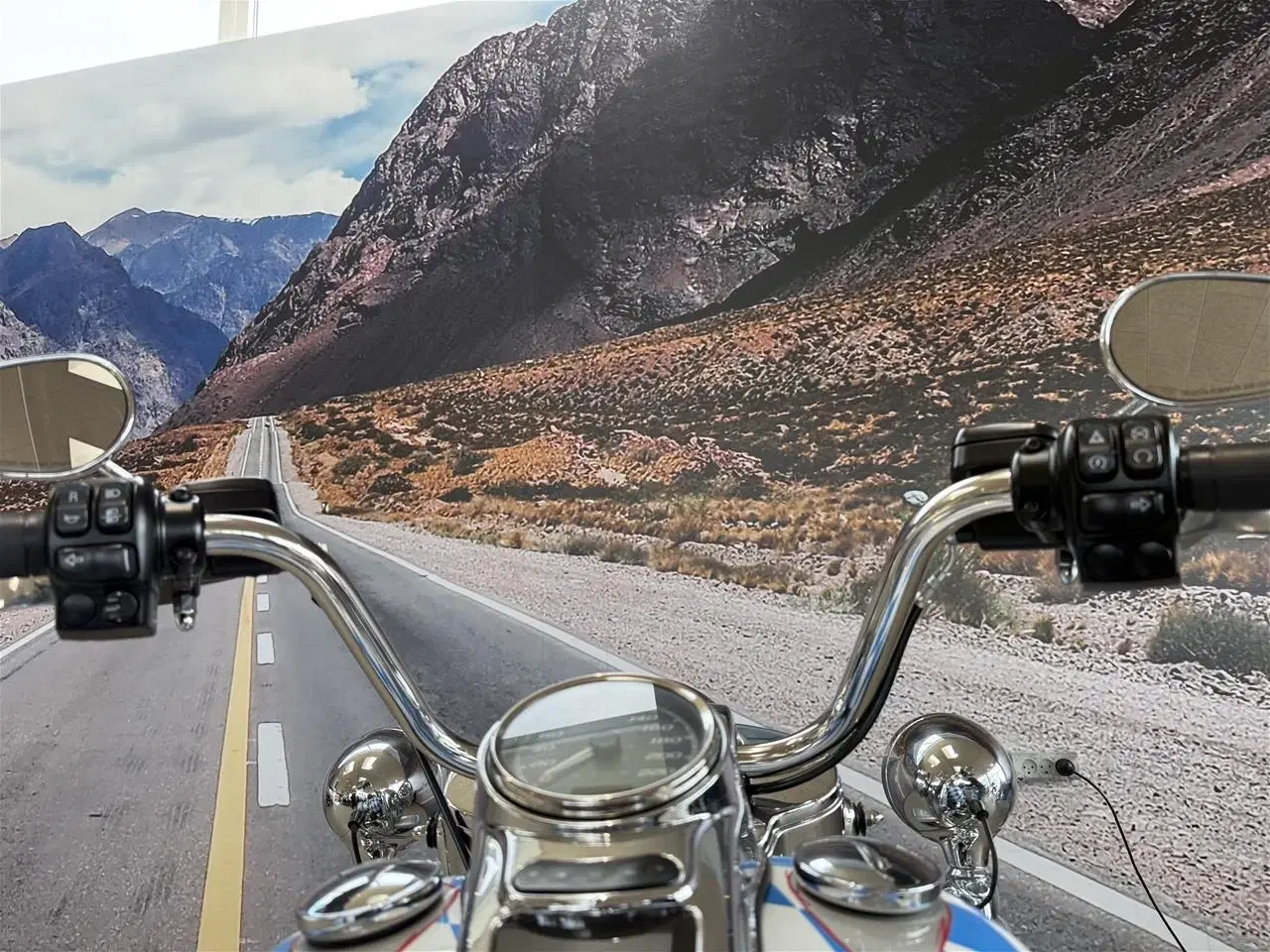 Billede 22 - Harley-Davidson FLRT Freewheeler Trike 107"