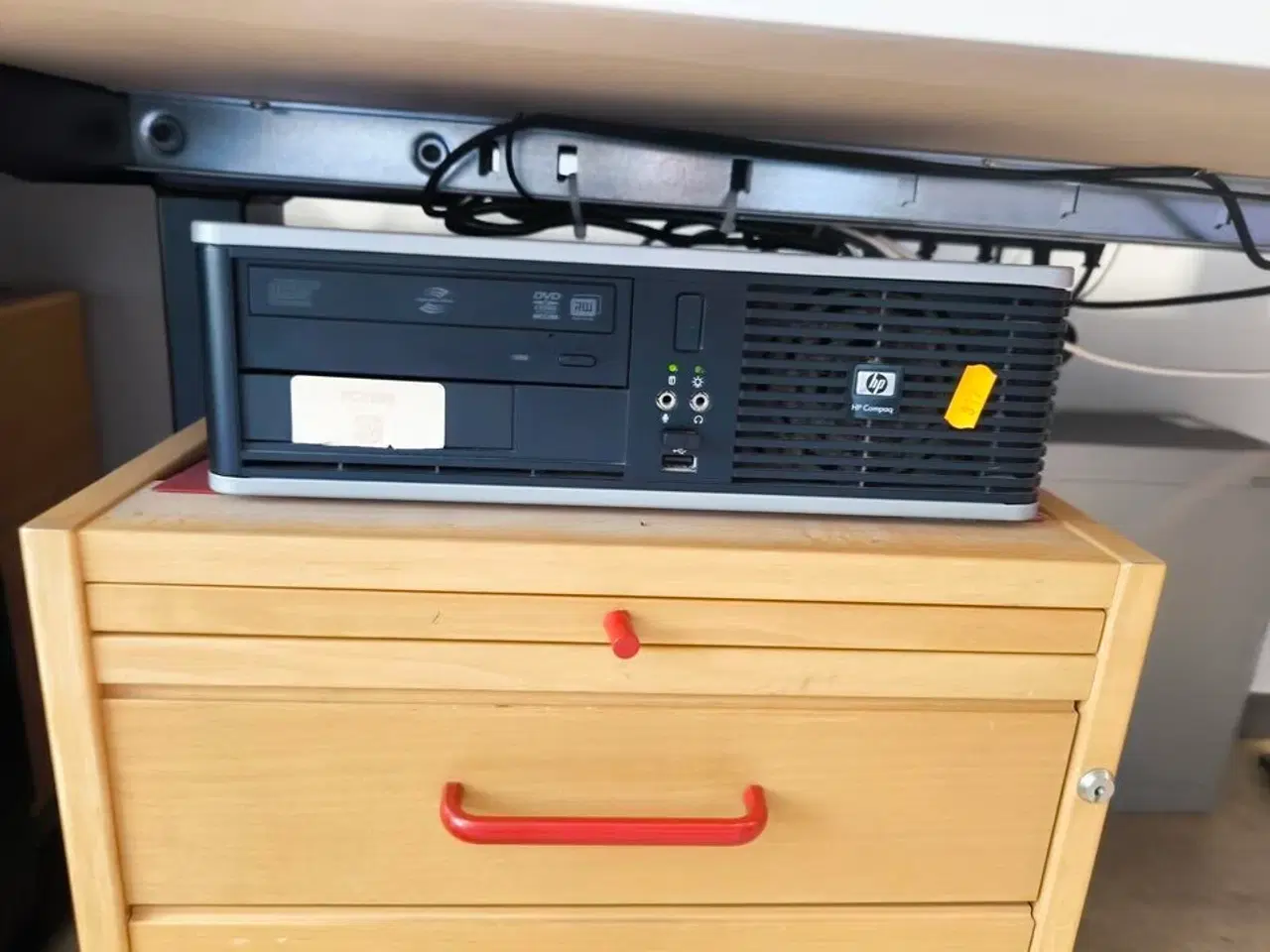 Billede 2 - Skærm 22" m. tastatur HP L2206w (PC medfølger ikke)