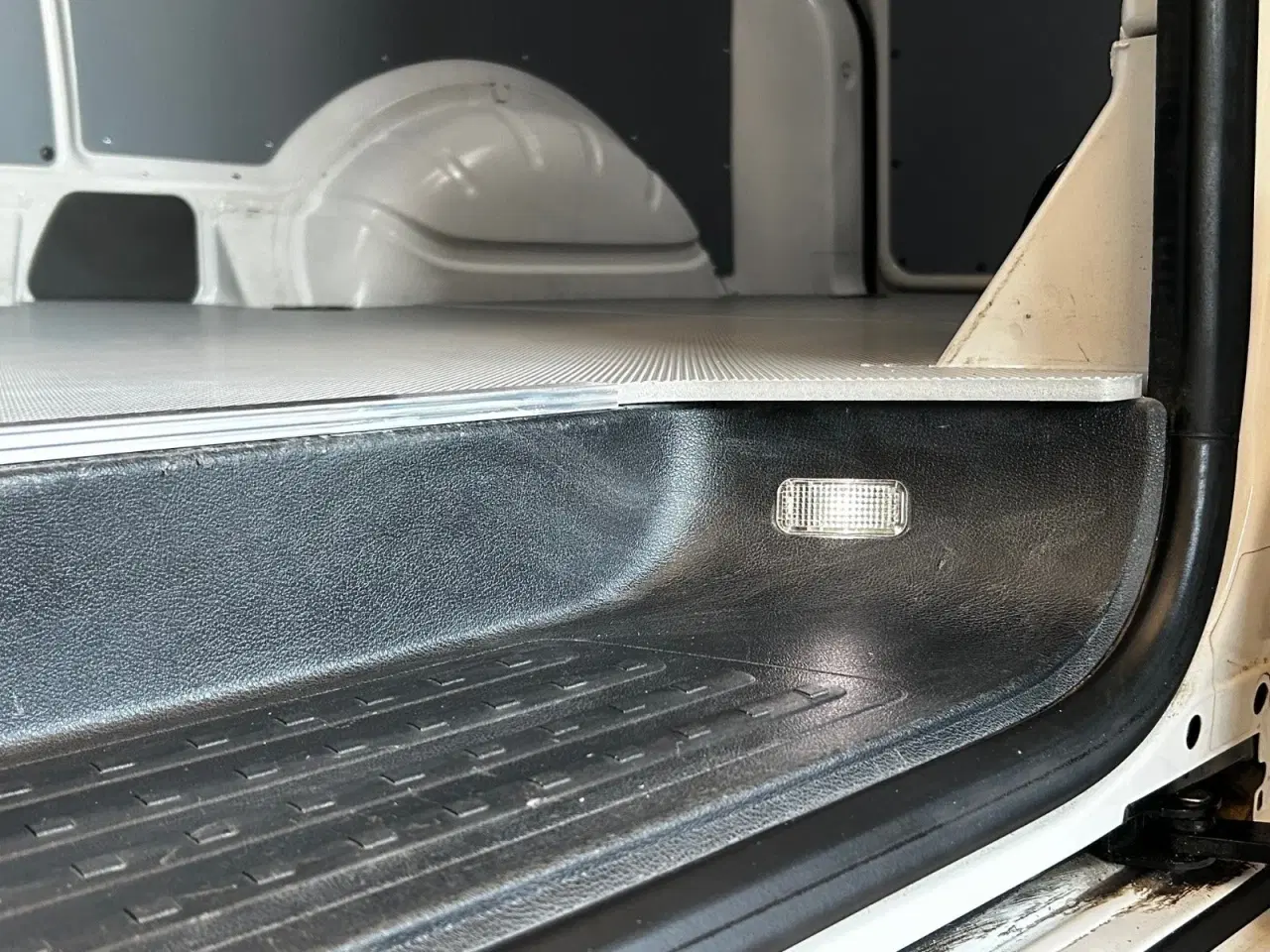 Billede 9 - VW Transporter 2,0 TDi 150 Kassevogn DSG lang